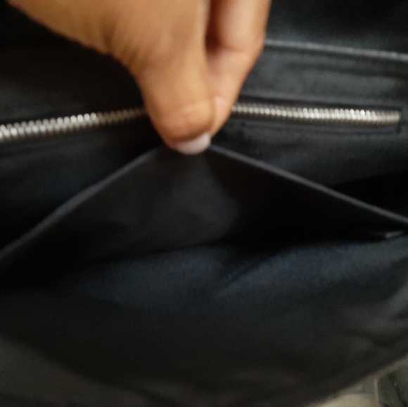 Louis Vuitton Messenger Monogram Eclipse Voyage PM - Picture 10 of 16